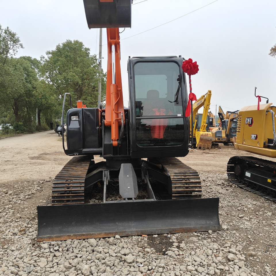 CRAWLER EXCAVATOR Used Hitachi ZX70 Excavator for Sale - Low Hours - Mini pelle: photos 3 CRAWLER EXCAVATOR Used Hitachi ZX70 Excavator for Sale - Low Hours - Mini pelle: photos 3