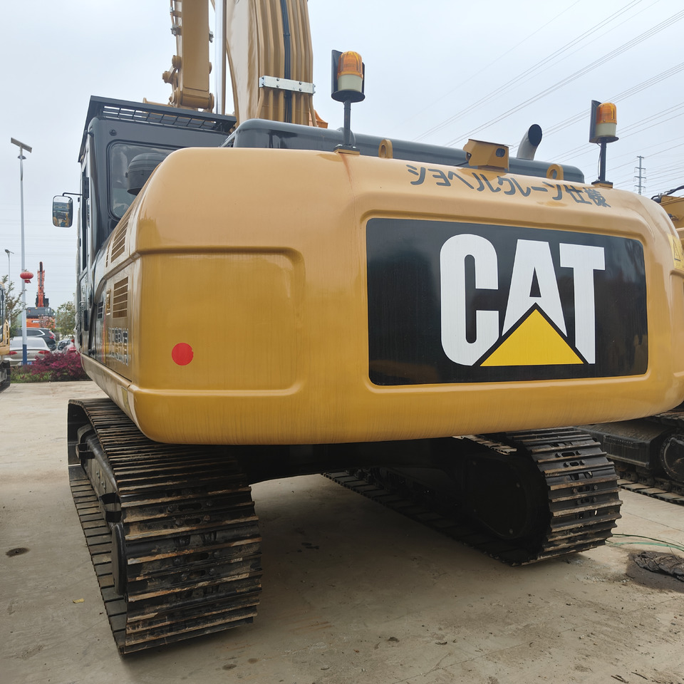 EXCAVATOR Used 30tons Large Caterpillar Excavator 330D2L for Sale Used Excavator in Fine Condition and Low Price Hot Sale - Engins de chantier: photos 5 EXCAVATOR Used 30tons Large Caterpillar Excavator 330D2L for Sale Used Excavator in Fine Condition and Low Price Hot Sale - Engins de chantier: photos 5