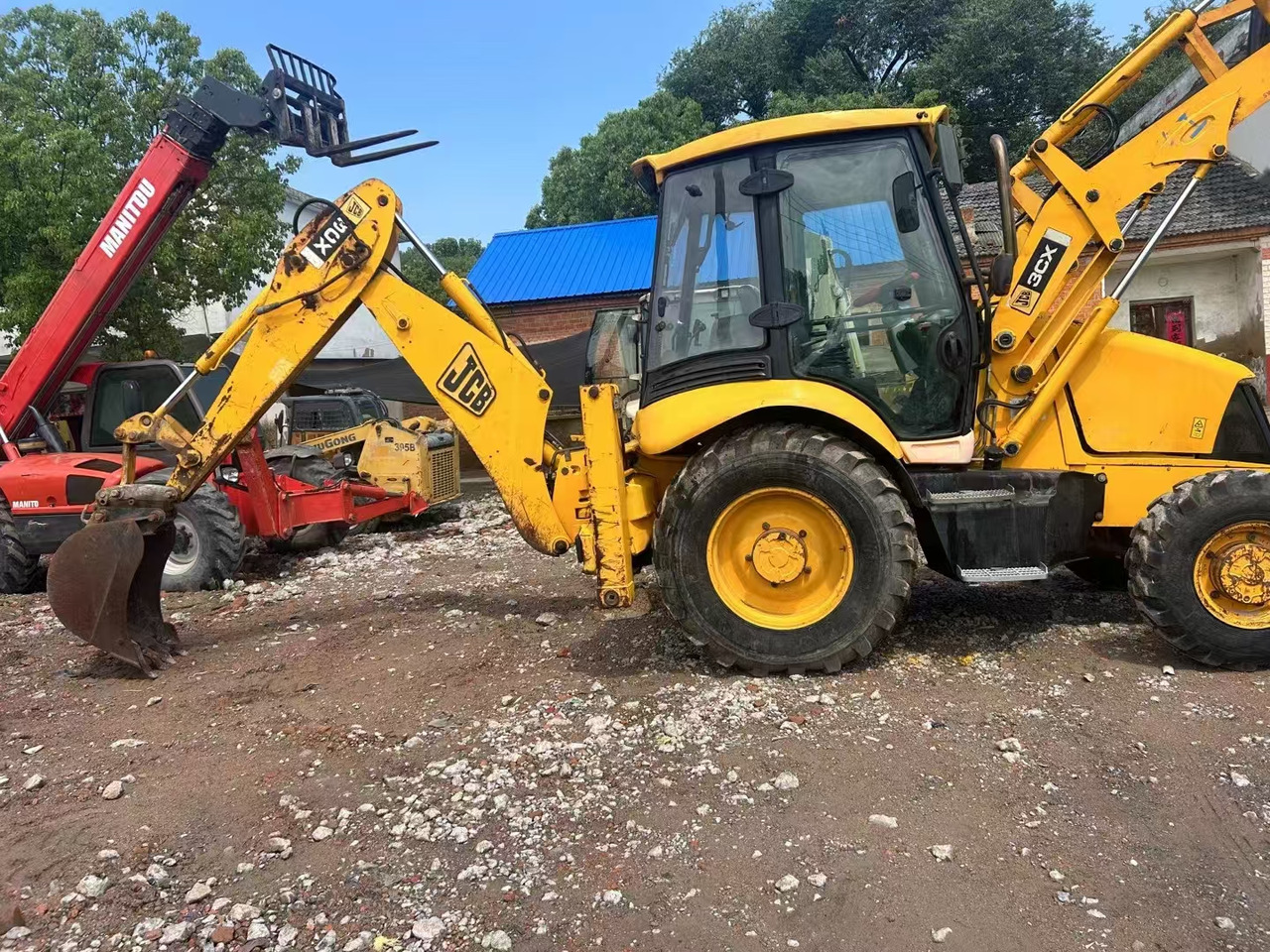 Good Condition Used Backhoe JCB 3CX - Tractopelle: photos 3 Good Condition Used Backhoe JCB 3CX - Tractopelle: photos 3