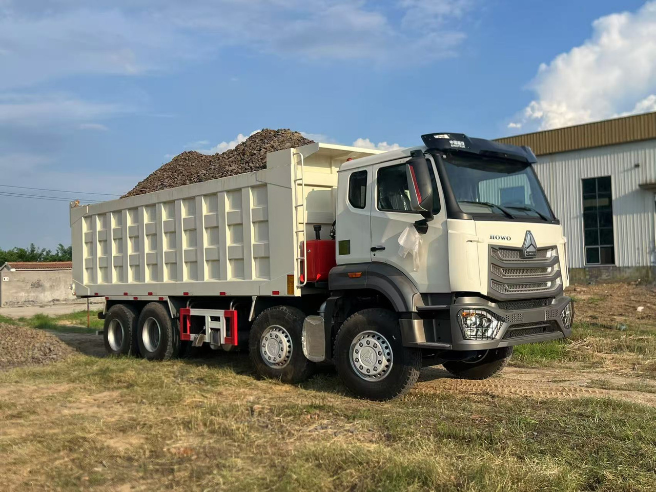 HOWO Used Dump Truck8*4 6*4 - Camion benne: photos 3 HOWO Used Dump Truck8*4 6*4 - Camion benne: photos 3