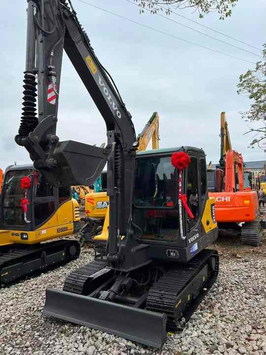 High Quality Used Volvo EC60D Excavator for Sale 6 Ton Compact Machine, Excellent Condition, Ready for Work! - Pelle sur chenille: photos 3 High Quality Used Volvo EC60D Excavator for Sale 6 Ton Compact Machine, Excellent Condition, Ready for Work! - Pelle sur chenille: photos 3