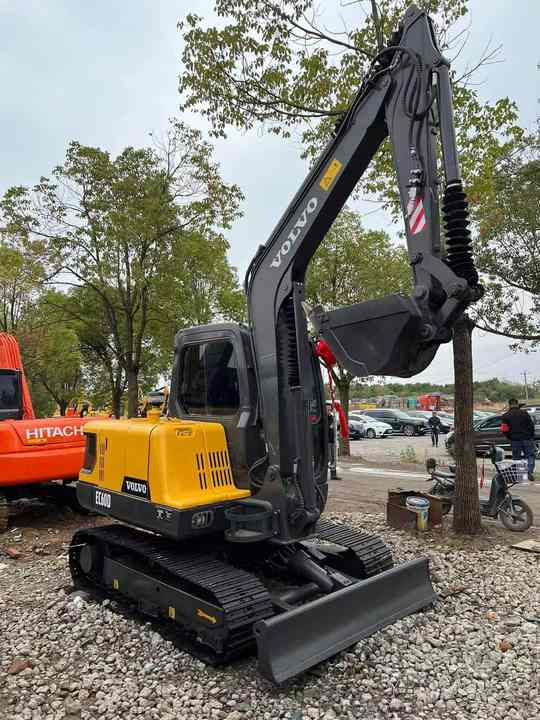 High Quality Used Volvo EC60D Excavator for Sale 6 Ton Compact Machine, Excellent Condition, Ready for Work! - Pelle sur chenille: photos 4 High Quality Used Volvo EC60D Excavator for Sale 6 Ton Compact Machine, Excellent Condition, Ready for Work! - Pelle sur chenille: photos 4