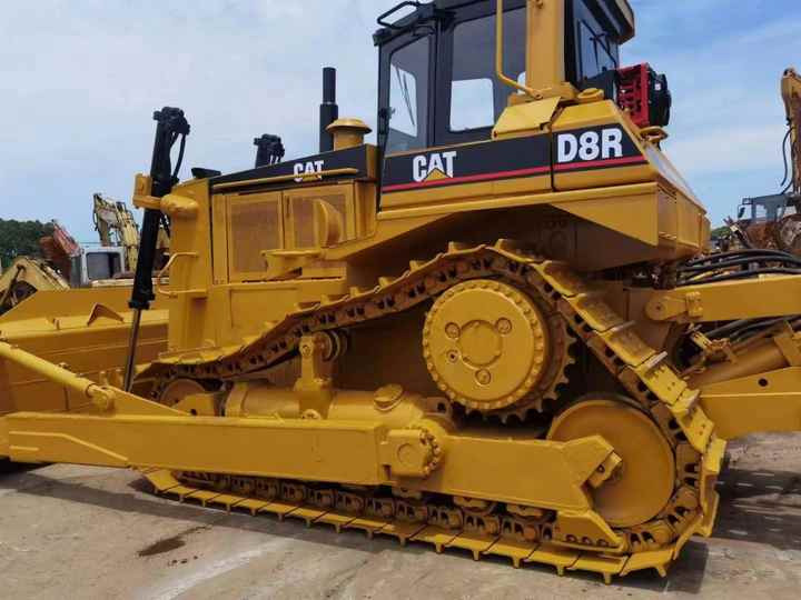 Hot Sale Used Original Japan Cat D8r Bulldozer/Big Dozer D 8 D7 Used D7r Bulldozer - Bulldozer: photos 2 Hot Sale Used Original Japan Cat D8r Bulldozer/Big Dozer D 8 D7 Used D7r Bulldozer - Bulldozer: photos 2