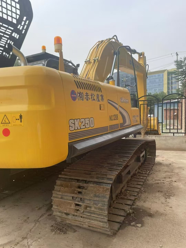 KOBELCO High Efficiency KOBELCO SK250 Excavator - Pelle sur chenille: photos 2 KOBELCO High Efficiency KOBELCO SK250 Excavator - Pelle sur chenille: photos 2