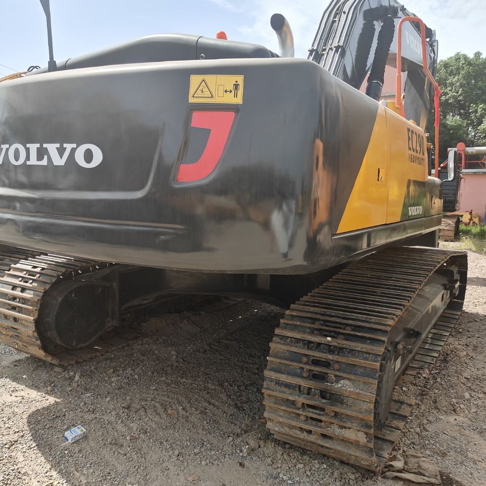 Second-hand Used Excavator VOLVO EC290 BIG - Pelle sur chenille: photos 2 Second-hand Used Excavator VOLVO EC290 BIG - Pelle sur chenille: photos 2