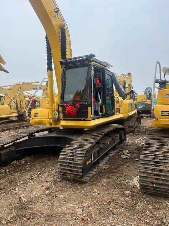 Used Good Quality Japan Original PC240-8 in Good Condition PC240-8 Komatsu - Pelle sur chenille: photos 3 Used Good Quality Japan Original PC240-8 in Good Condition PC240-8 Komatsu - Pelle sur chenille: photos 3