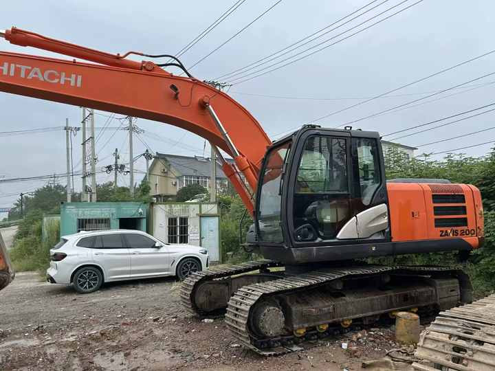 Used HITACHI ZX210-3G New Model Excavator Second Hand Machine Popular Brand Japan Hitachi Hydraulic Machinery - Pelle sur chenille: photos 3 Used HITACHI ZX210-3G New Model Excavator Second Hand Machine Popular Brand Japan Hitachi Hydraulic Machinery - Pelle sur chenille: photos 3