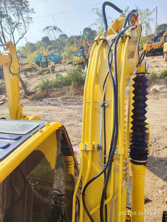 Used Japan Original PC120-8 in Good Condition PC120-8 Komatsu in Good Quality - Pelle sur chenille: photos 5 Used Japan Original PC120-8 in Good Condition PC120-8 Komatsu in Good Quality - Pelle sur chenille: photos 5