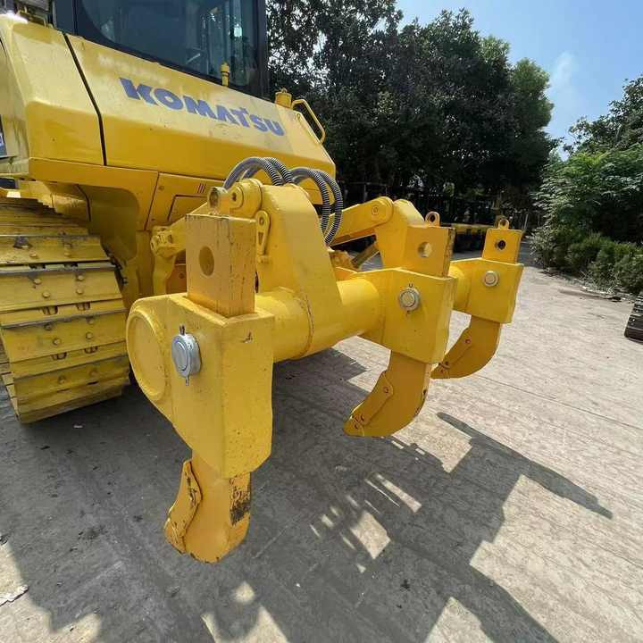 Used Komatsu Bulldozer D65ex Strong Power Komatsu D65ex Track Dozer for Sale - Bulldozer: photos 4 Used Komatsu Bulldozer D65ex Strong Power Komatsu D65ex Track Dozer for Sale - Bulldozer: photos 4