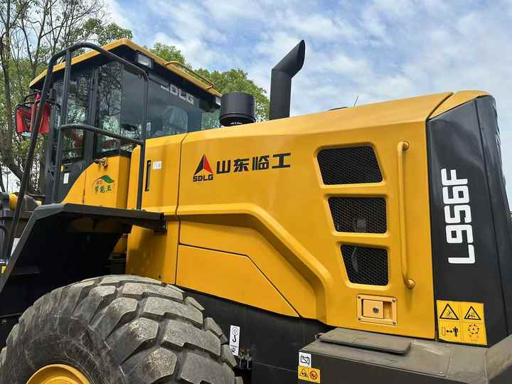 Used SDLG 956F Wheel Loader in Good Condition Hot Sale Chinese Brand Sdlg Used SDLG 956F Loader for Sale - Chargeuse sur pneus: photos 2 Used SDLG 956F Wheel Loader in Good Condition Hot Sale Chinese Brand Sdlg Used SDLG 956F Loader for Sale - Chargeuse sur pneus: photos 2