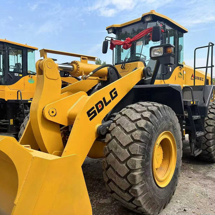 Used SDLG 956F Wheel Loader in Good Condition Hot Sale Chinese Brand Sdlg Used SDLG 956F Loader for Sale - Chargeuse sur pneus: photos 1 Used SDLG 956F Wheel Loader in Good Condition Hot Sale Chinese Brand Sdlg Used SDLG 956F Loader for Sale - Chargeuse sur pneus: photos 1