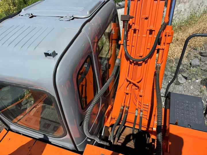 Used Wheel Excavator Hitachi ZX 130W Made in Japan 13ton Hitachi Zx130w Wheel Excavator Price Used Hitachi Zx130 Excavator SALE - Pelle: photos 5 Used Wheel Excavator Hitachi ZX 130W Made in Japan 13ton Hitachi Zx130w Wheel Excavator Price Used Hitachi Zx130 Excavator SALE - Pelle: photos 5
