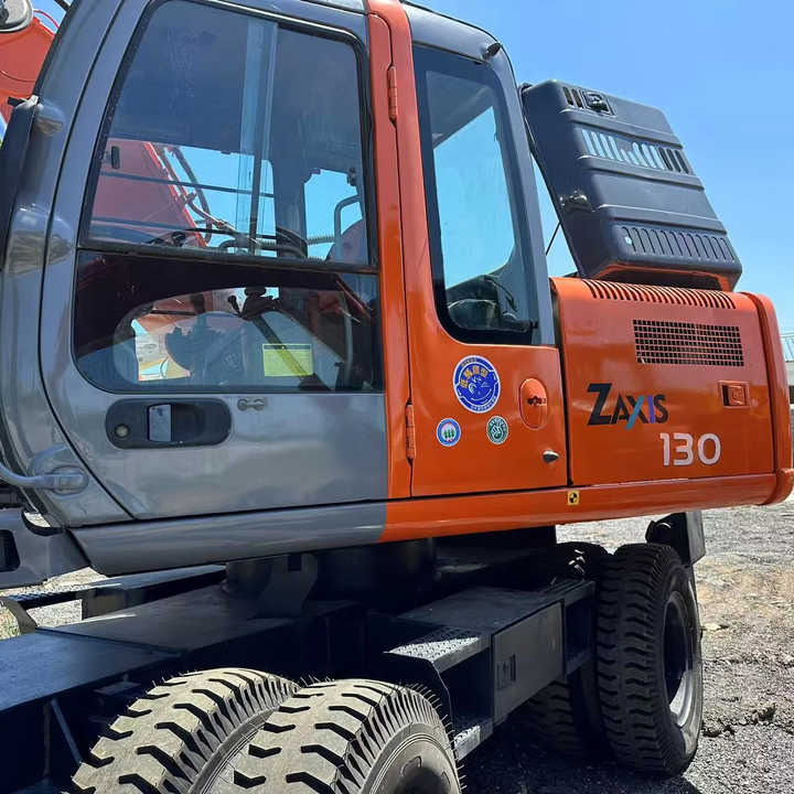 Used Wheel Excavator Hitachi ZX 130W Made in Japan 13ton Hitachi Zx130w Wheel Excavator Price Used Hitachi Zx130 Excavator SALE - Pelle: photos 1 Used Wheel Excavator Hitachi ZX 130W Made in Japan 13ton Hitachi Zx130w Wheel Excavator Price Used Hitachi Zx130 Excavator SALE - Pelle: photos 1