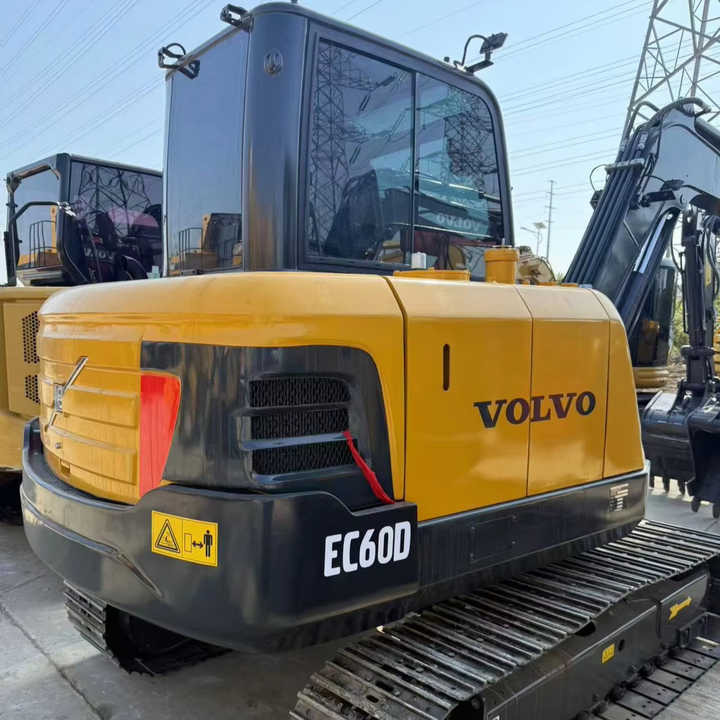 Used volvo Ec60 Mini 6tons Excavator in Stock for Sale - Pelle sur chenille: photos 1 Used volvo Ec60 Mini 6tons Excavator in Stock for Sale - Pelle sur chenille: photos 1