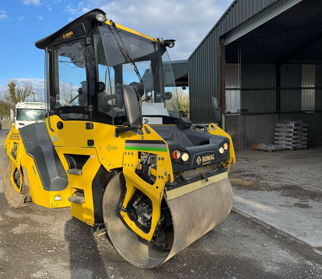 BOMAG BW141AD-5 - Compacteur: photos 1 BOMAG BW141AD-5 - Compacteur: photos 1