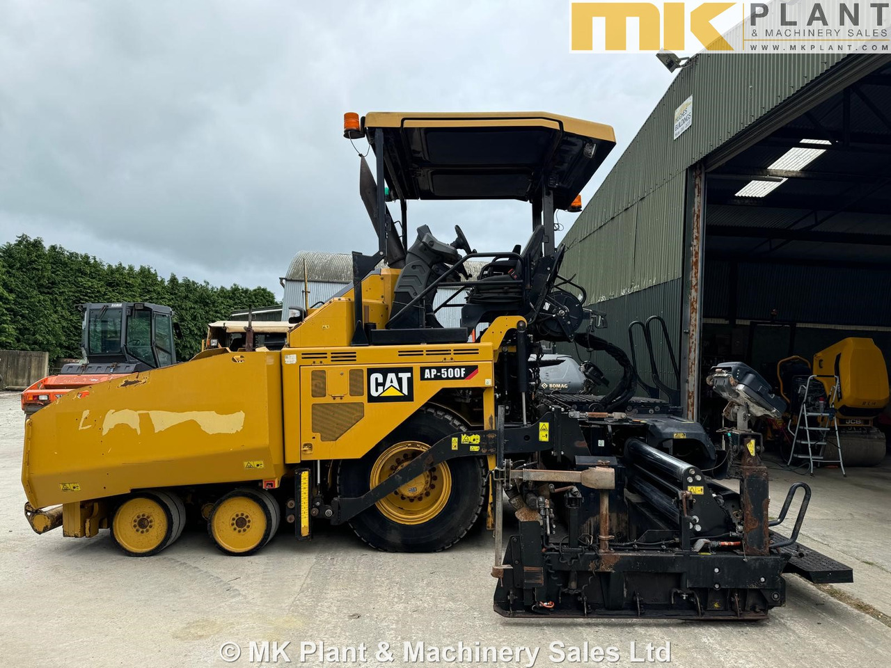 CATERPILLAR AP500F - Finisseur: photos 4 CATERPILLAR AP500F - Finisseur: photos 4