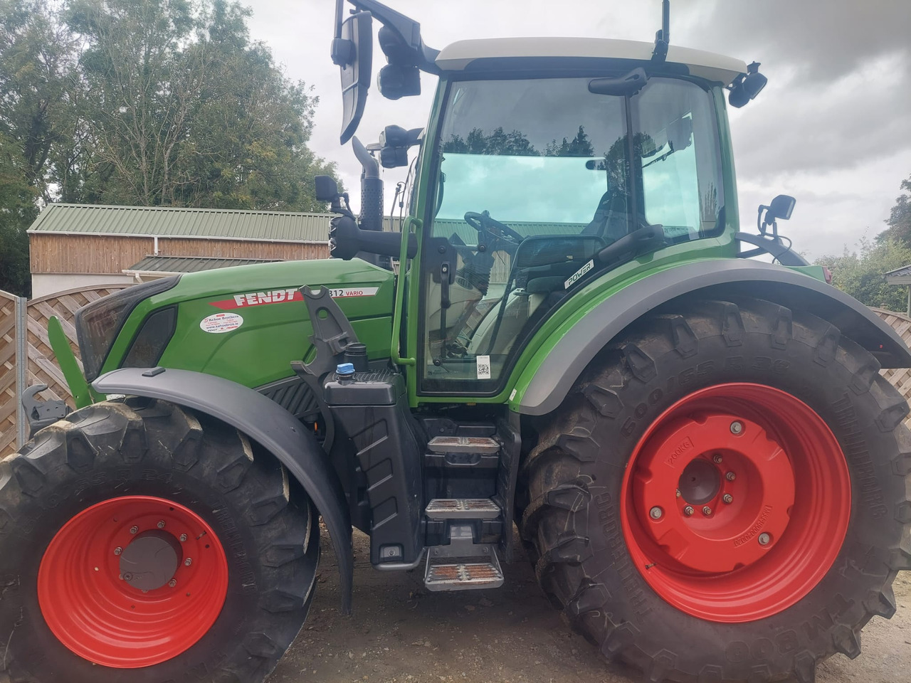 FENDT Vario 312 - Tracteur agricole: photos 1 FENDT Vario 312 - Tracteur agricole: photos 1