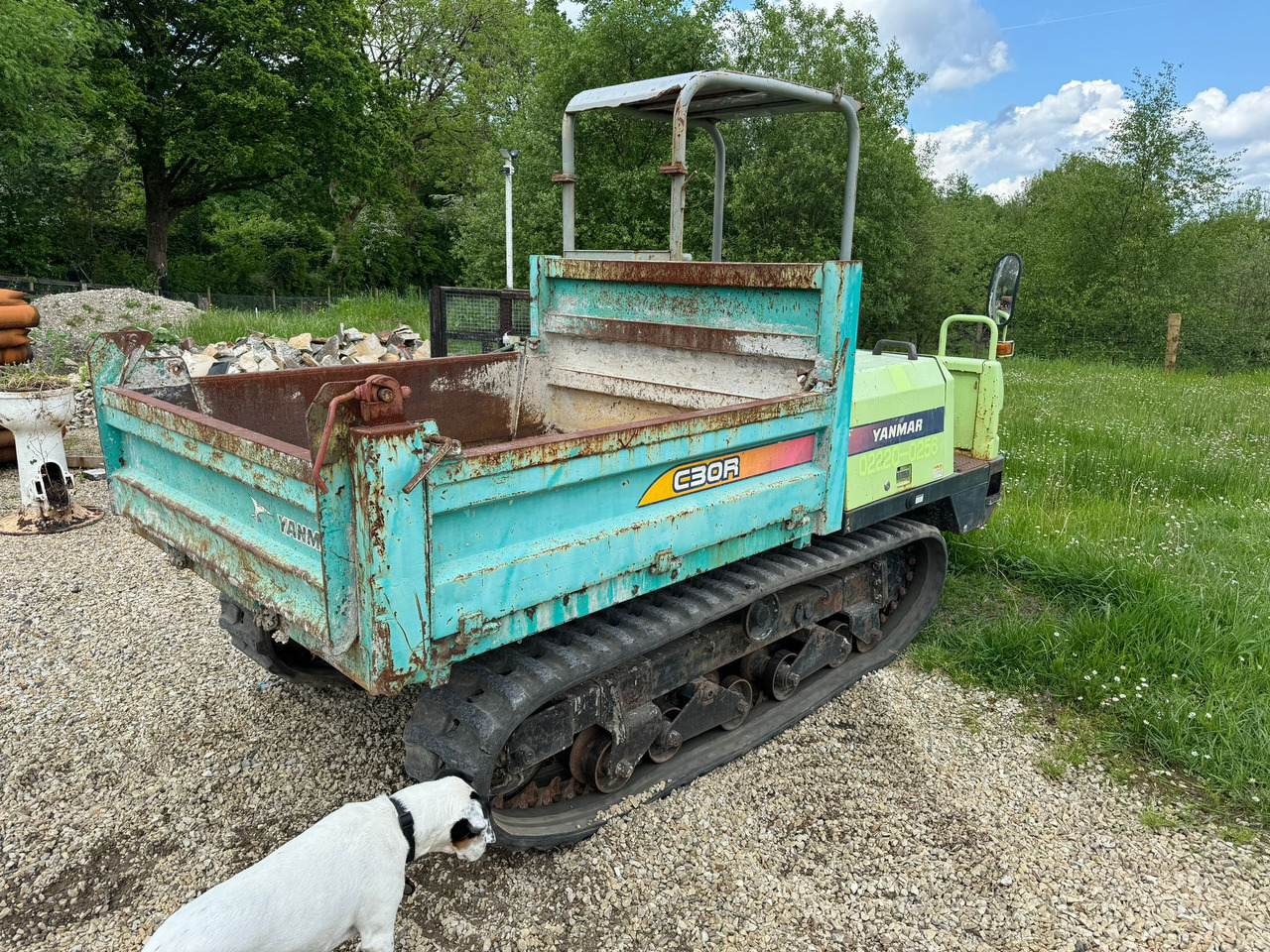 Yanmar C30R-2B - Tombereau sur chenilles: photos 2 Yanmar C30R-2B - Tombereau sur chenilles: photos 2