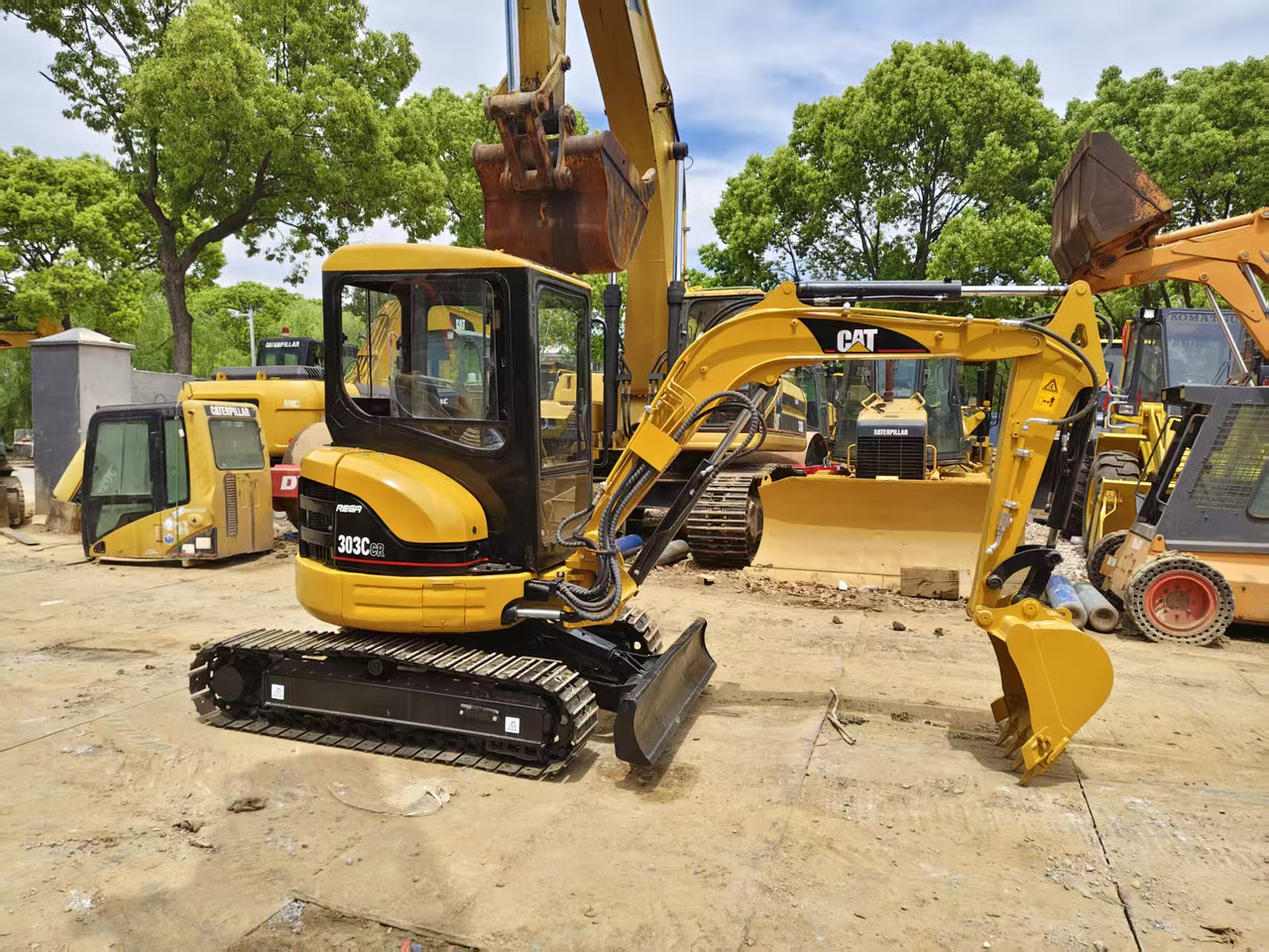 CATERPILLAR 303C - Mini pelle: photos 2 CATERPILLAR 303C - Mini pelle: photos 2