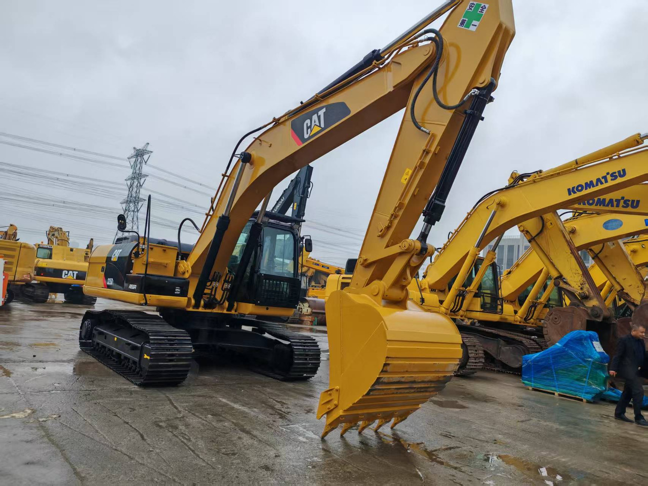 CATERPILLAR 325D - Pelle sur chenille: photos 2 CATERPILLAR 325D - Pelle sur chenille: photos 2