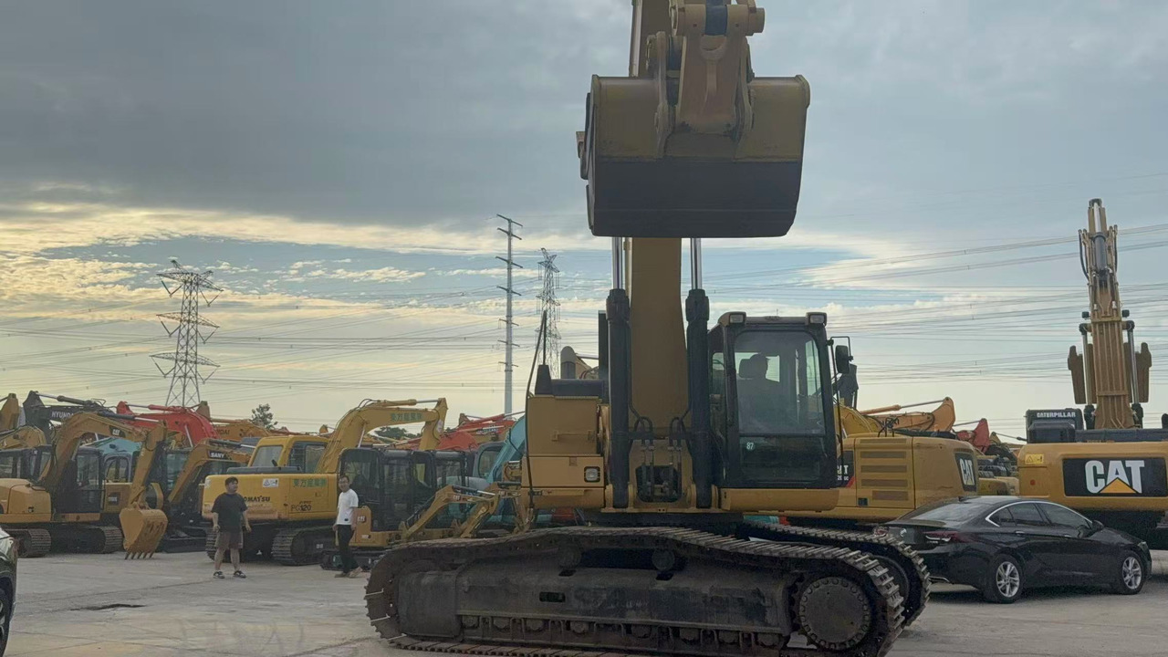CATERPILLAR 345D - Pelle sur chenille: photos 5 CATERPILLAR 345D - Pelle sur chenille: photos 5
