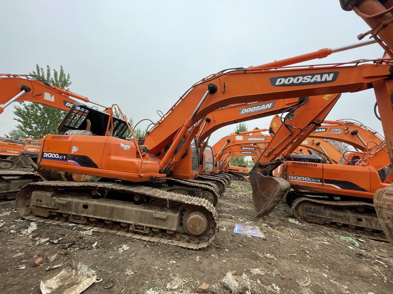 DOOSAN DH300LC-7 - Pelle sur chenille: photos 3 DOOSAN DH300LC-7 - Pelle sur chenille: photos 3