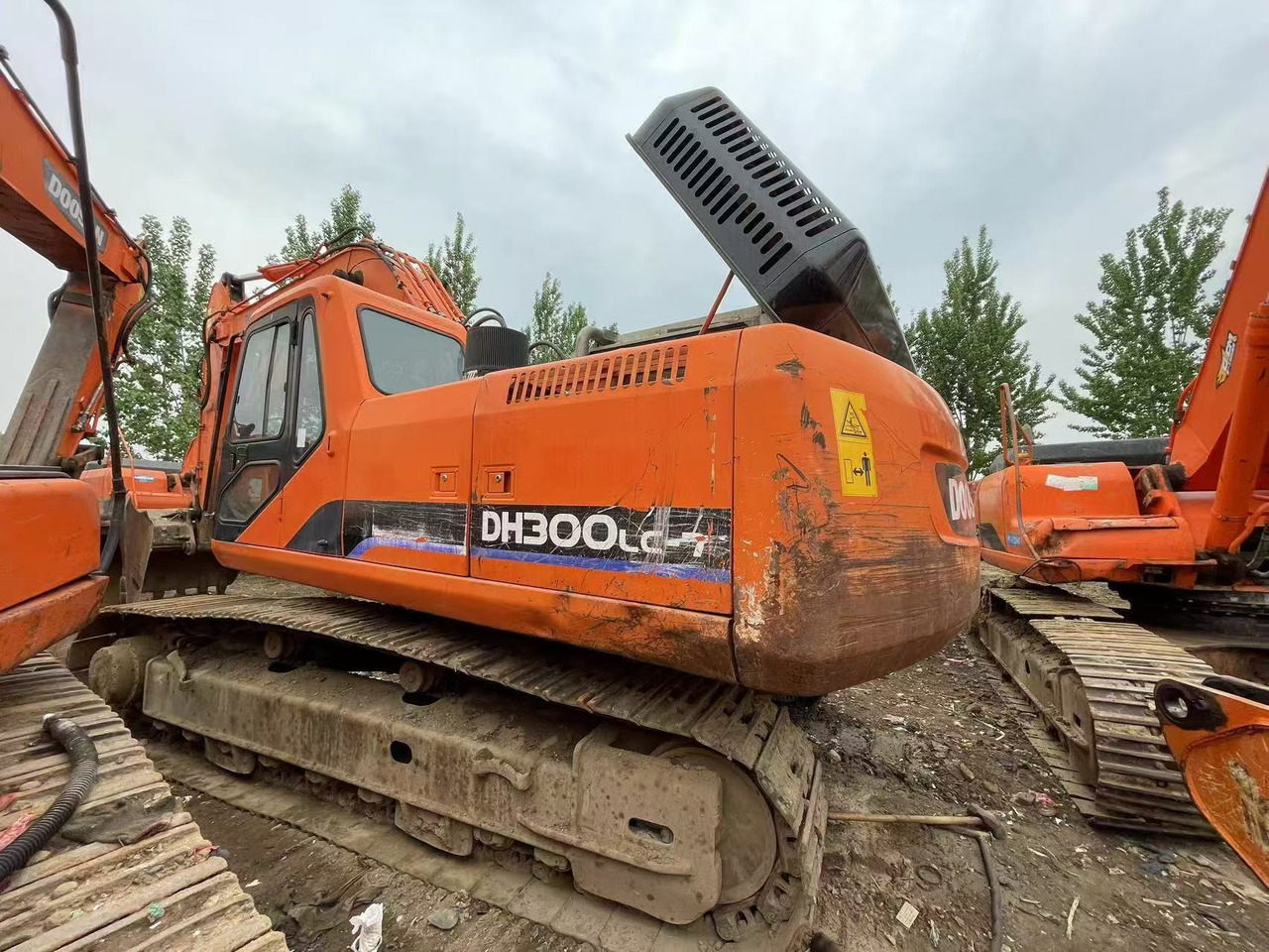 DOOSAN DH300LC-7 - Pelle sur chenille: photos 2 DOOSAN DH300LC-7 - Pelle sur chenille: photos 2