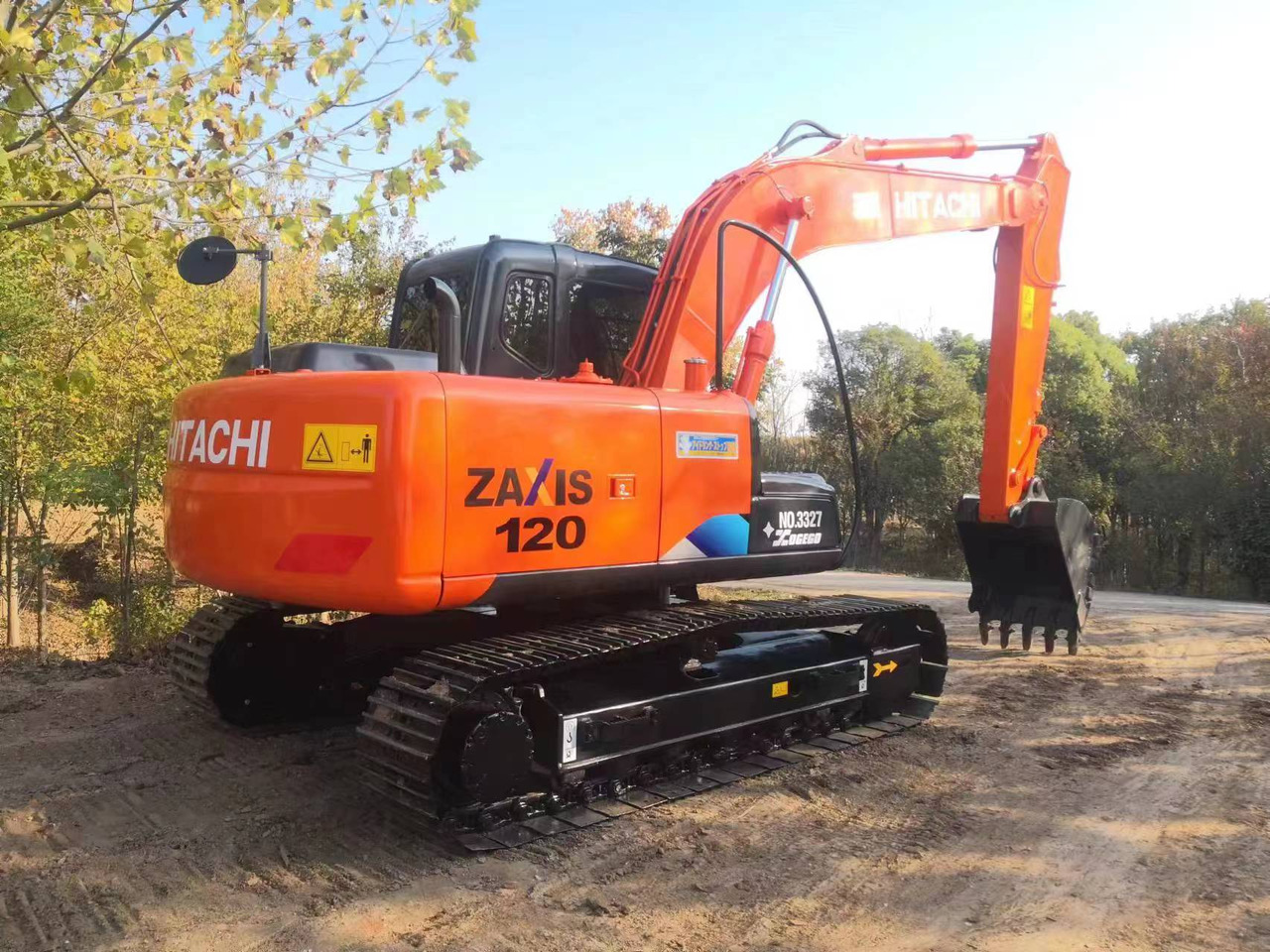HITACHI ZX120 - Pelle sur chenille: photos 1 HITACHI ZX120 - Pelle sur chenille: photos 1