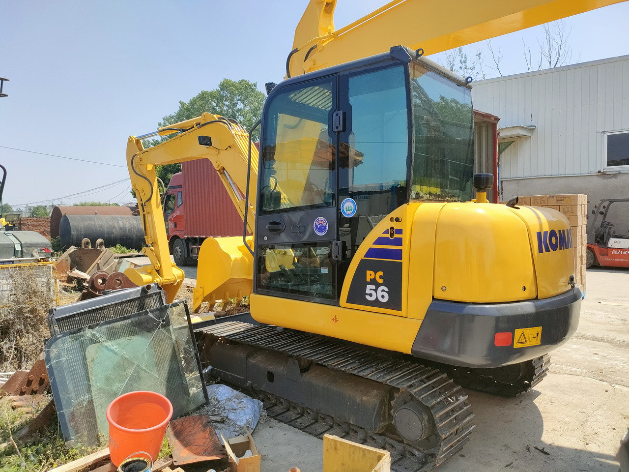 KOMATSU PC56-7 - Pelle sur chenille: photos 4 KOMATSU PC56-7 - Pelle sur chenille: photos 4