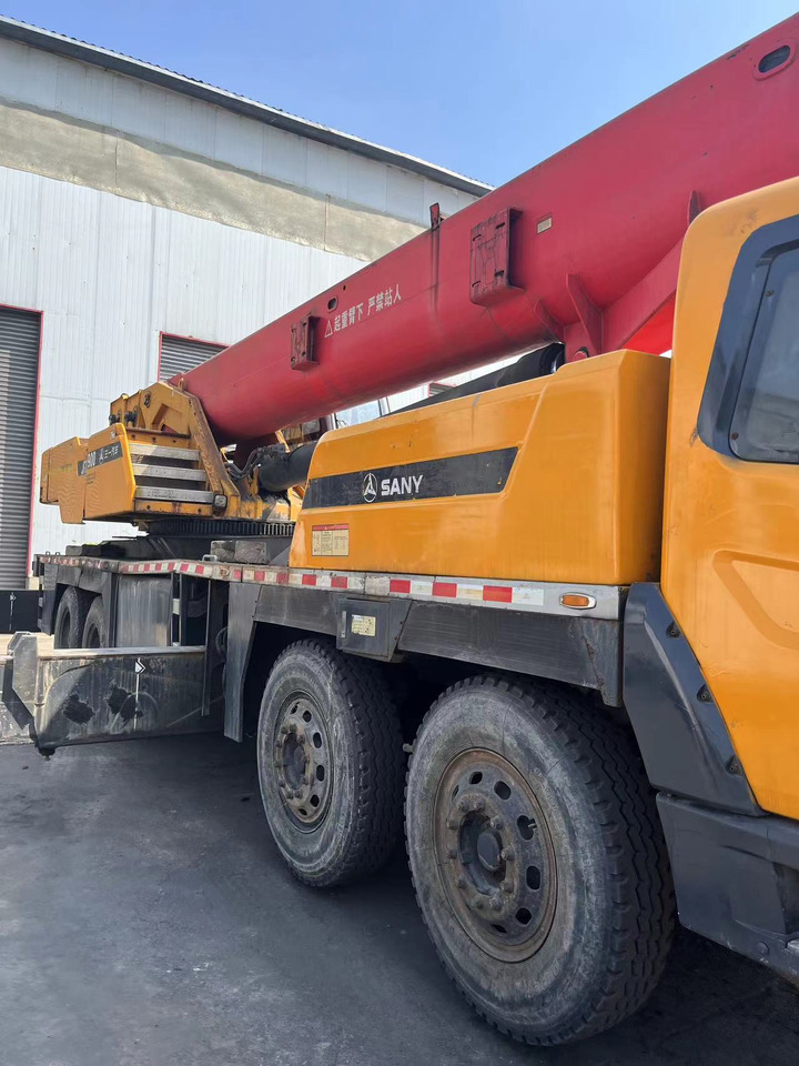 SANY STC800 - Grue mobile: photos 3 SANY STC800 - Grue mobile: photos 3