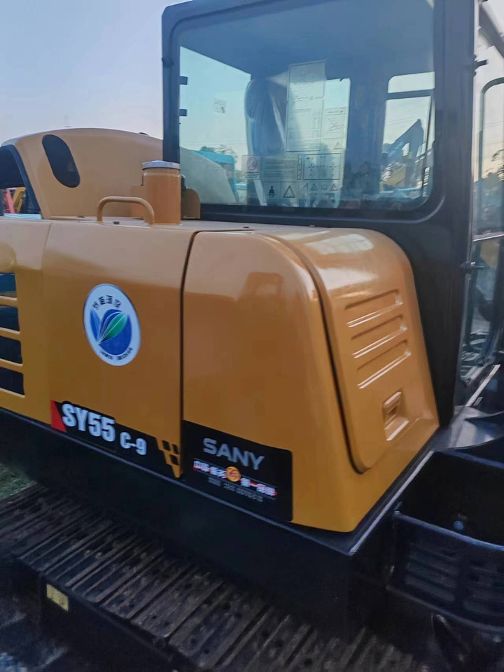 SANY SY55 - Pelle sur pneus: photos 1 SANY SY55 - Pelle sur pneus: photos 1