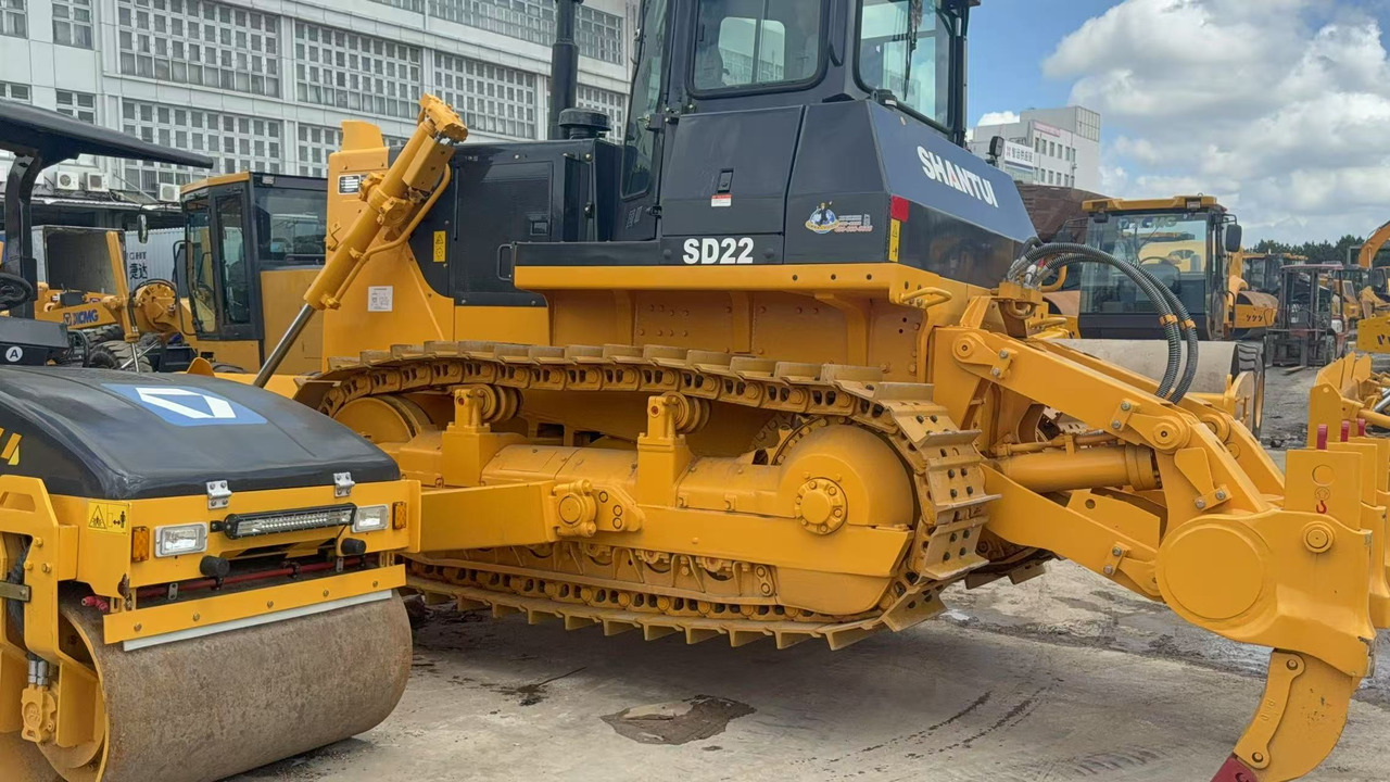 SHANTUI SD22 - Bulldozer: photos 3 SHANTUI SD22 - Bulldozer: photos 3