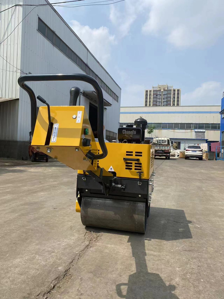 SHANTUI SRD005 - Rouleau compresseur: photos 1 SHANTUI SRD005 - Rouleau compresseur: photos 1