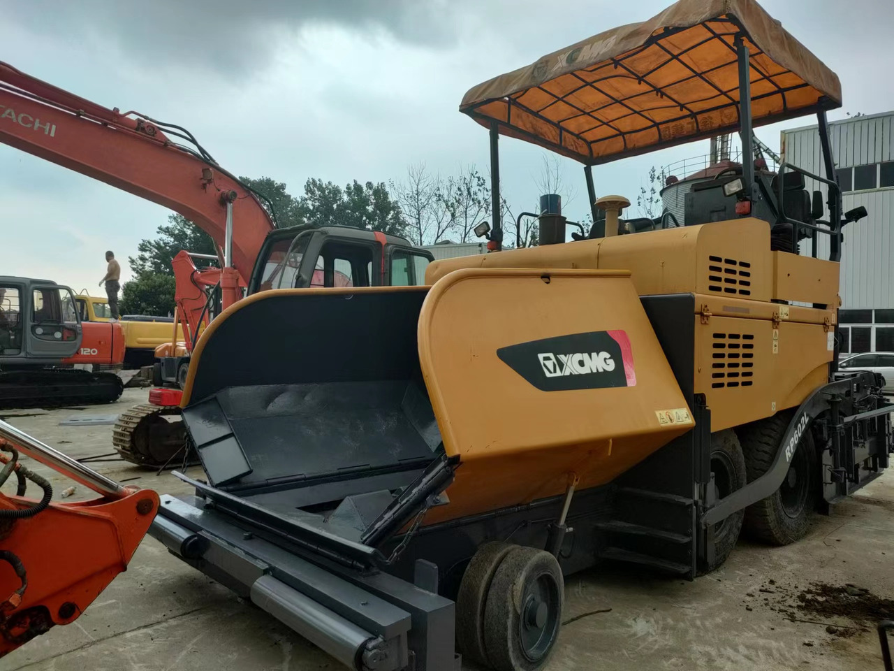 XCMG RP602 - Finisseur: photos 3 XCMG RP602 - Finisseur: photos 3