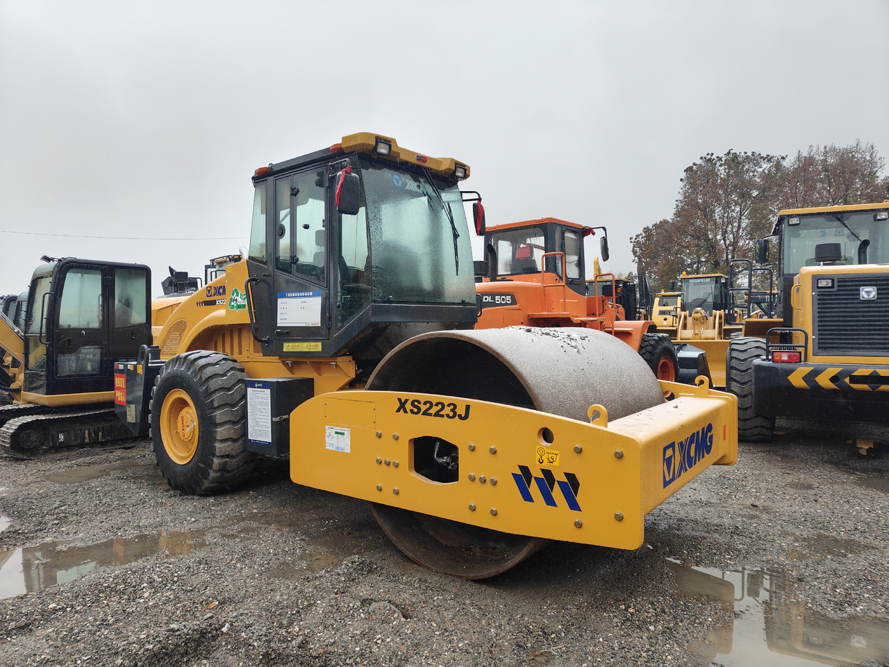 XCMG XS223J - Rouleau compresseur: photos 1 XCMG XS223J - Rouleau compresseur: photos 1