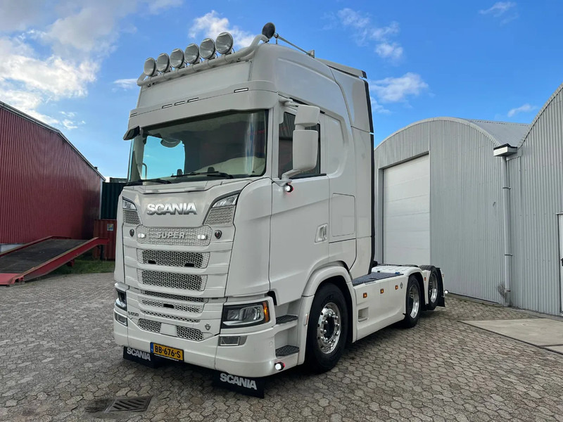 Scania 650S V8 NGS S650 - Tracteur routier: photos 2 Scania 650S V8 NGS S650 - Tracteur routier: photos 2