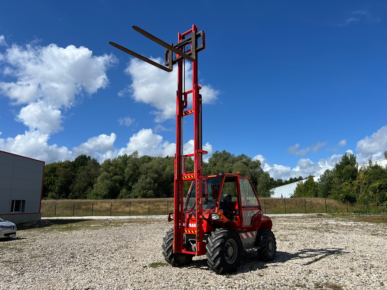 MANITOU M30-4 ST3B - Chariot tout terrain: photos 1 MANITOU M30-4 ST3B - Chariot tout terrain: photos 1
