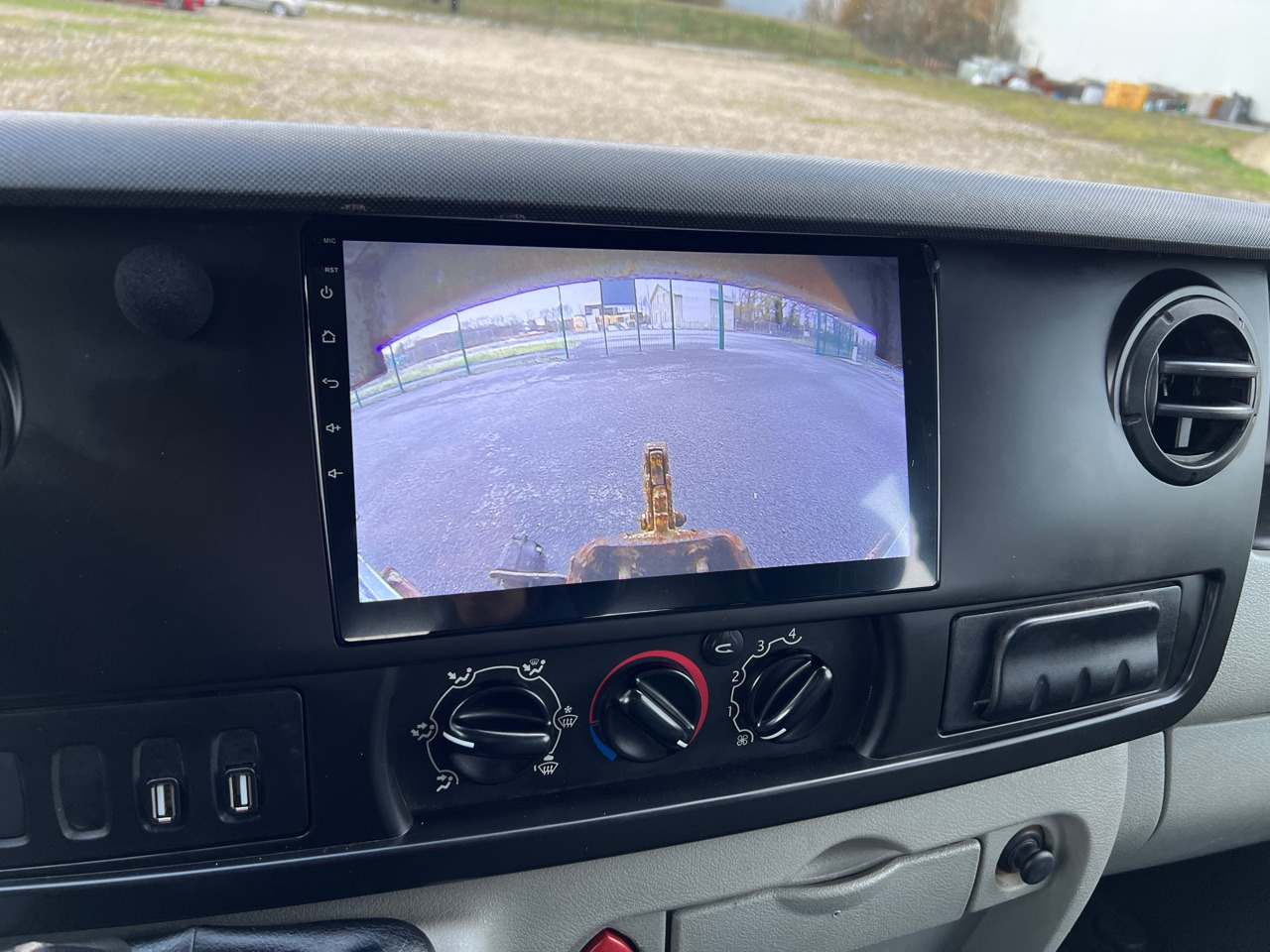 RENAULT Master Benne Double cabine DCi 120 7 Places - Utilitaire benne: photos 5 RENAULT Master Benne Double cabine DCi 120 7 Places - Utilitaire benne: photos 5