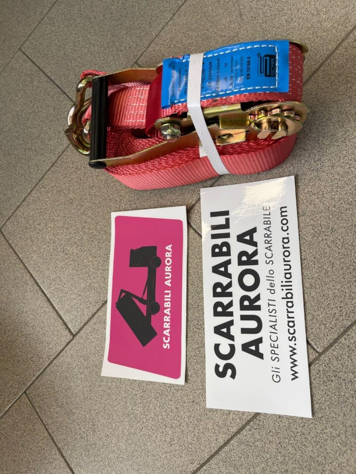 CINGHIA NUOVA PER SOLLEVAMENTO CARICHI PESANTI - Outil/ Équipement: photos 3 CINGHIA NUOVA PER SOLLEVAMENTO CARICHI PESANTI - Outil/ Équipement: photos 3