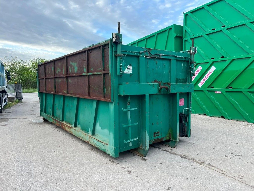 CONTAINER SCARRABILE USATO CON COPERCHIO - Benne ampliroll: photos 2 CONTAINER SCARRABILE USATO CON COPERCHIO - Benne ampliroll: photos 2
