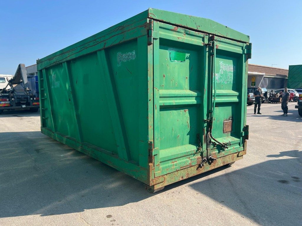 CONTAINER SCARRABILE USATO CON COPERCHIO - Benne ampliroll: photos 4 CONTAINER SCARRABILE USATO CON COPERCHIO - Benne ampliroll: photos 4