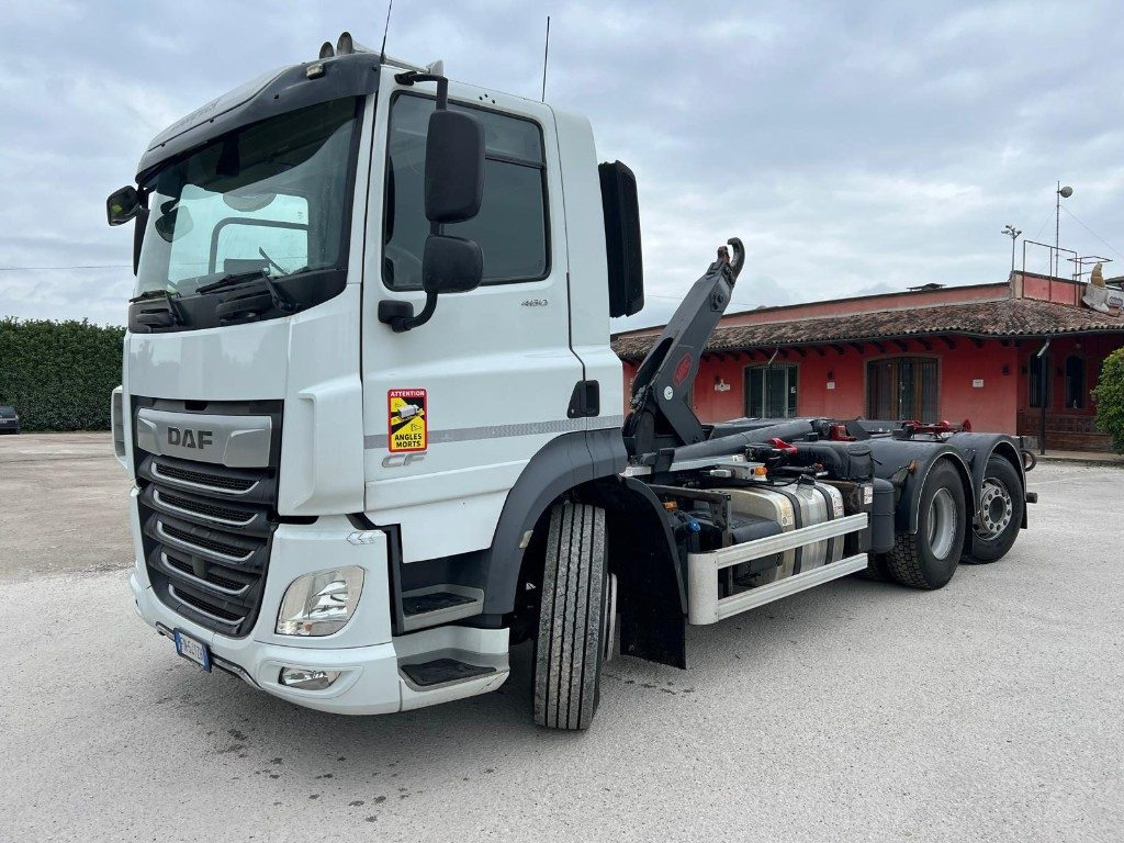 DAF CF480 SCARRABILE - Camion ampliroll: photos 1 DAF CF480 SCARRABILE - Camion ampliroll: photos 1