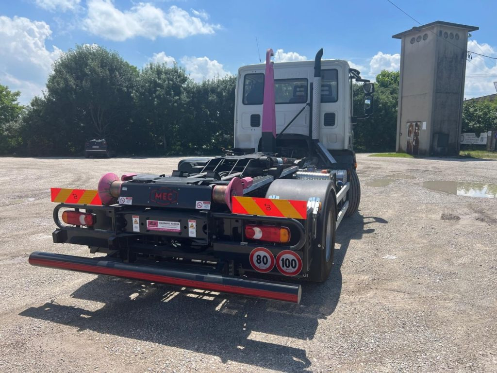 IVECO EUROCARGO 160E25 SCARRABILE - Camion ampliroll: photos 4 IVECO EUROCARGO 160E25 SCARRABILE - Camion ampliroll: photos 4