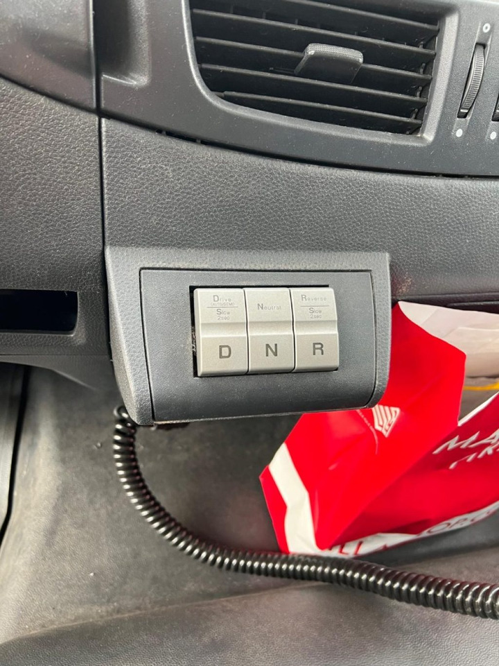 Camion ampliroll IVECO EUROCARGO 180EL28 SCARRABILE: photos 14 Camion ampliroll IVECO EUROCARGO 180EL28 SCARRABILE: photos 14