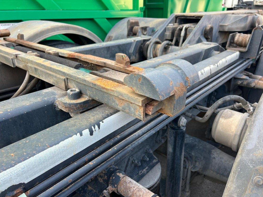 SCANIA R480 USATO SCARRABILE 6X2 - Camion ampliroll: photos 5 SCANIA R480 USATO SCARRABILE 6X2 - Camion ampliroll: photos 5