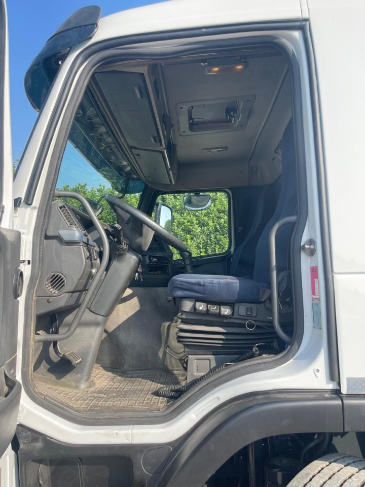 VOLVO FM9 SCARRABILE - Camion ampliroll: photos 2 VOLVO FM9 SCARRABILE - Camion ampliroll: photos 2