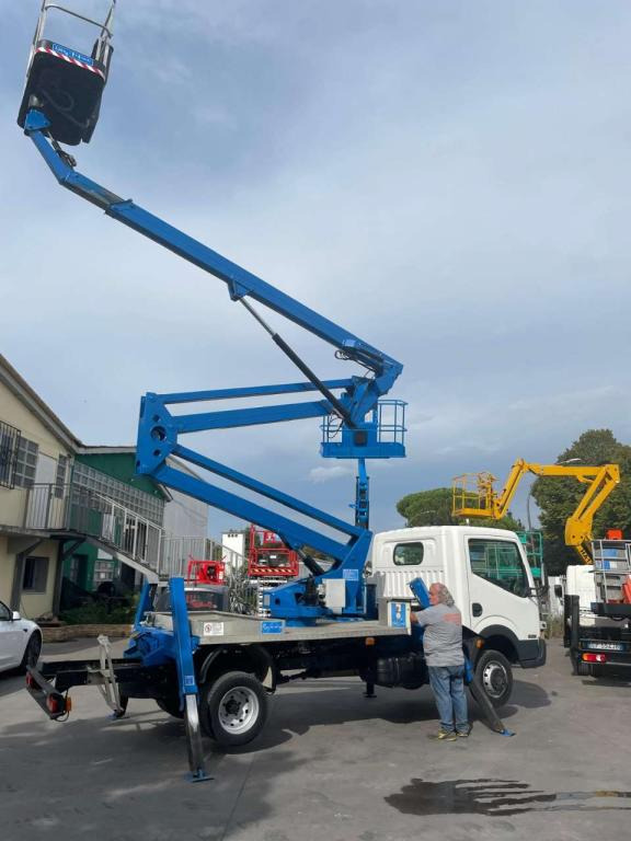 CTE Z19 - Camion avec nacelle: photos 2 CTE Z19 - Camion avec nacelle: photos 2