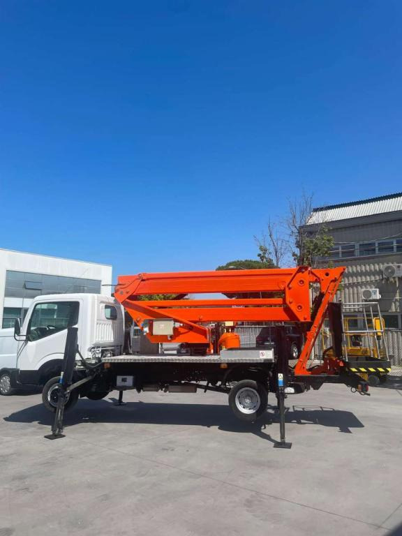 CTE ZED 21JH - Camion avec nacelle: photos 2 CTE ZED 21JH - Camion avec nacelle: photos 2