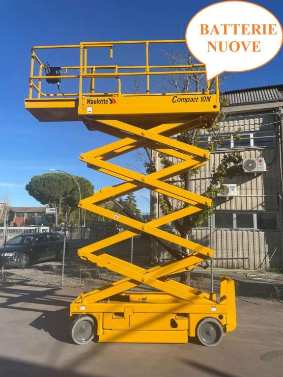 Haulotte COMPACT 10N - Nacelle ciseaux: photos 1 Haulotte COMPACT 10N - Nacelle ciseaux: photos 1