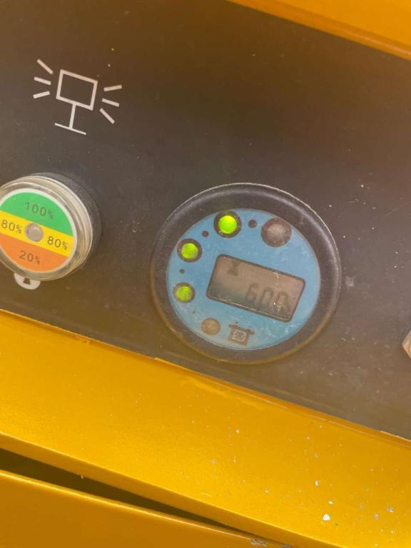 Haulotte COMPACT 12 - Nacelle ciseaux: photos 5 Haulotte COMPACT 12 - Nacelle ciseaux: photos 5